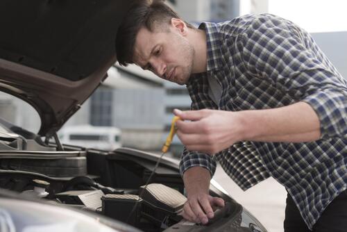 How to Detail a Car Engine Safely and Effectively