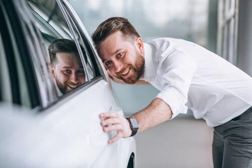 10 Tips for a Streak-Free Finish on Your Car’s Windows