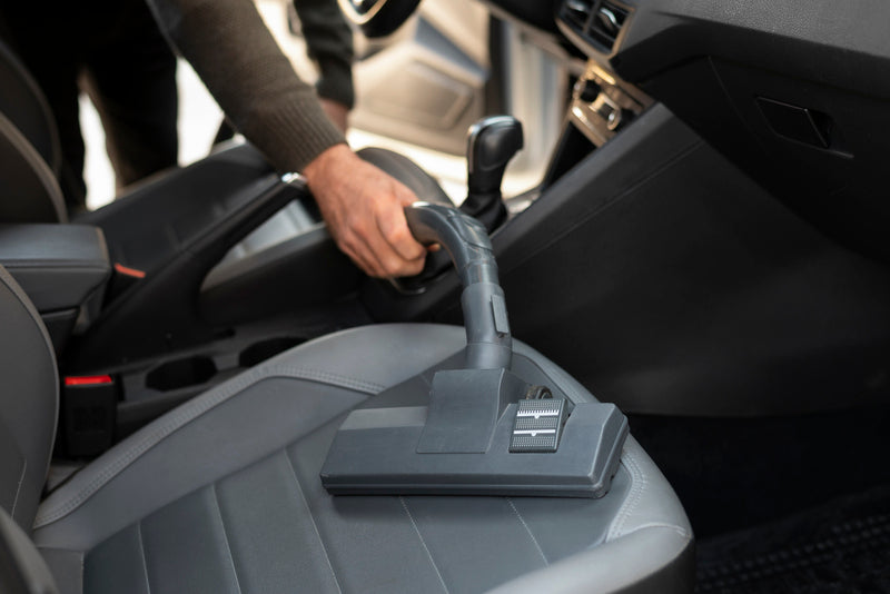 Best Ways to Clean Your Car’s Carpets and Mats: A Complete Guide