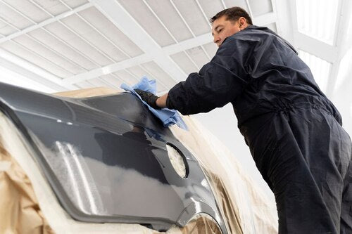 How to Protect Your Car’s Paint During Winter Storage