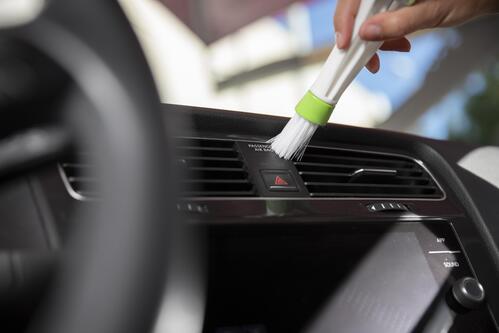 Tips for Cleaning a Car’s Air Vents